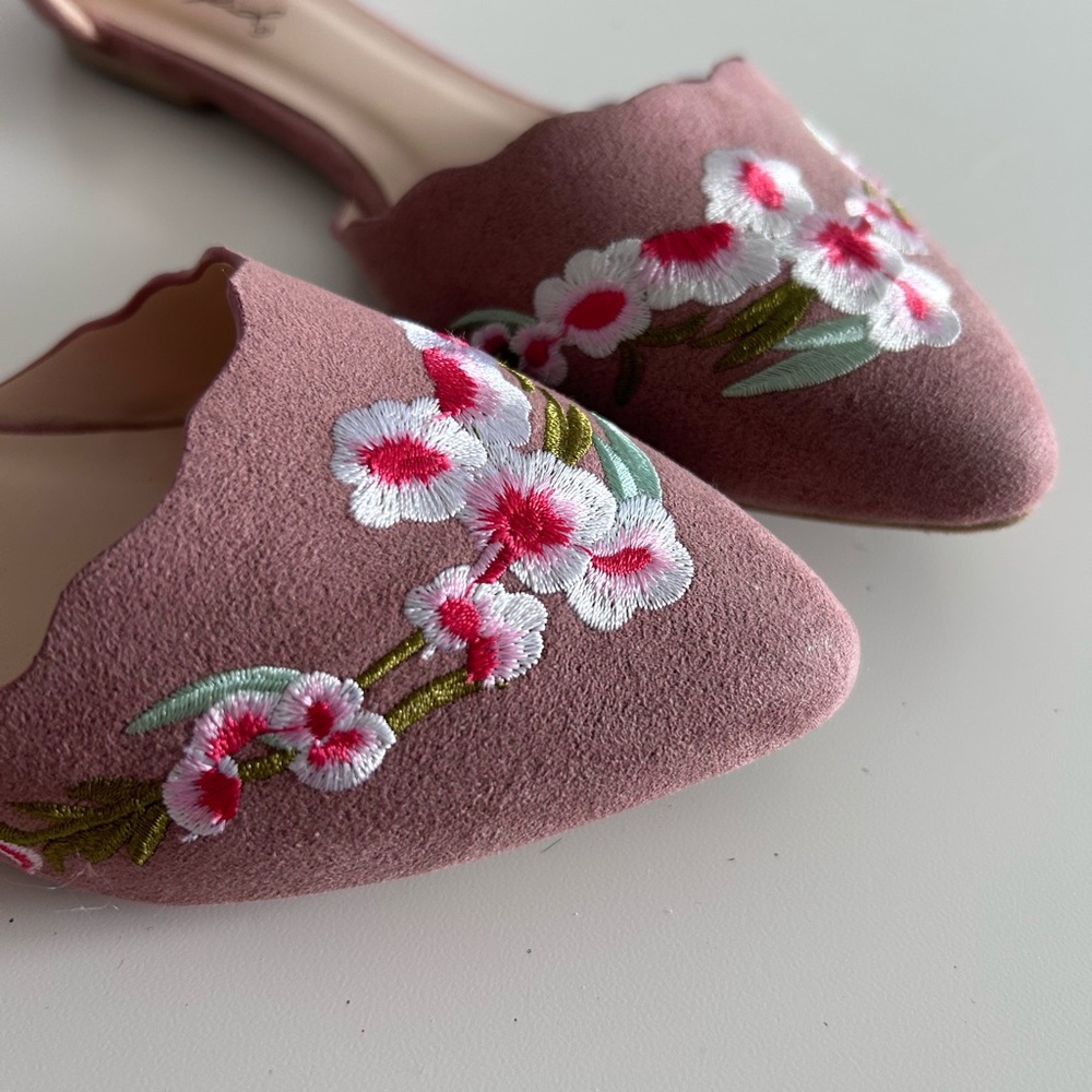 Pink and White Embroidered Floral Mule Shoes